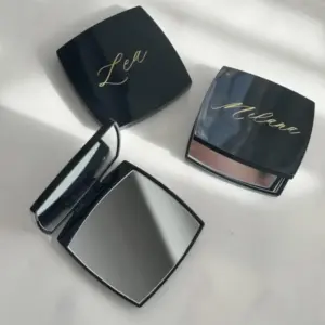 Personalized Compact Mirror
